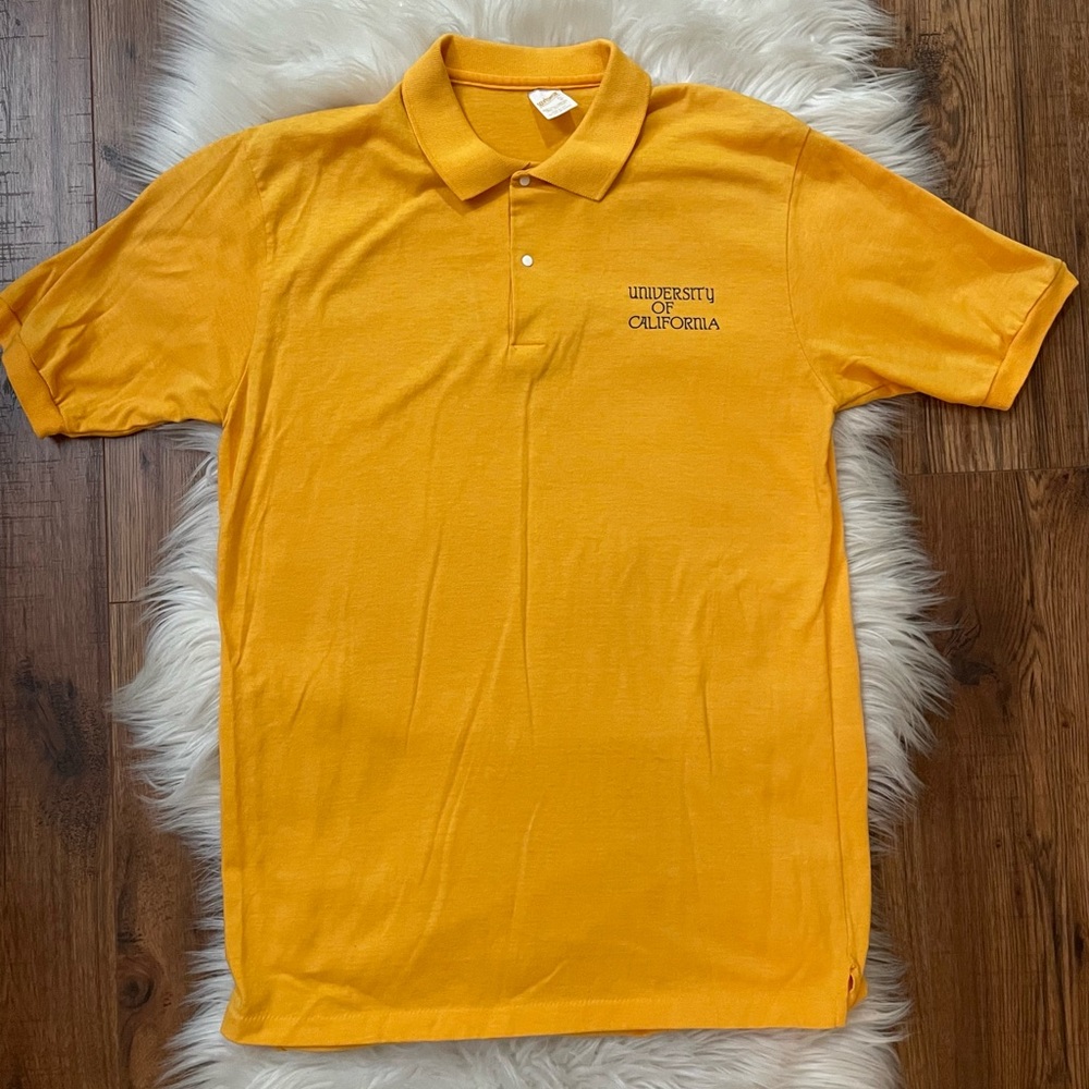 70’s University Of California, Sportswear, Snap button Polo Size XL Yellow, USA